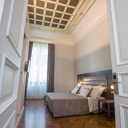 Bed and Breakfast Re Vittorio De Luxe à Messine Extérieur photo