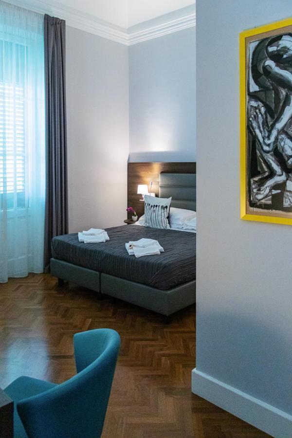 Bed and Breakfast Re Vittorio De Luxe à Messine Extérieur photo
